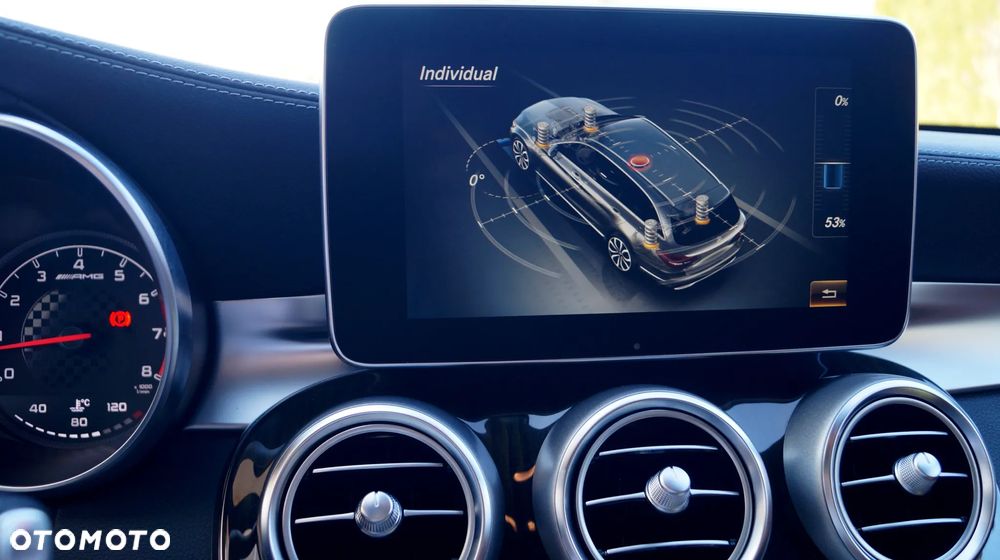 Mercedes-Benz Klasa C AMG 43 4Matic T 9G-TRONIC - 25