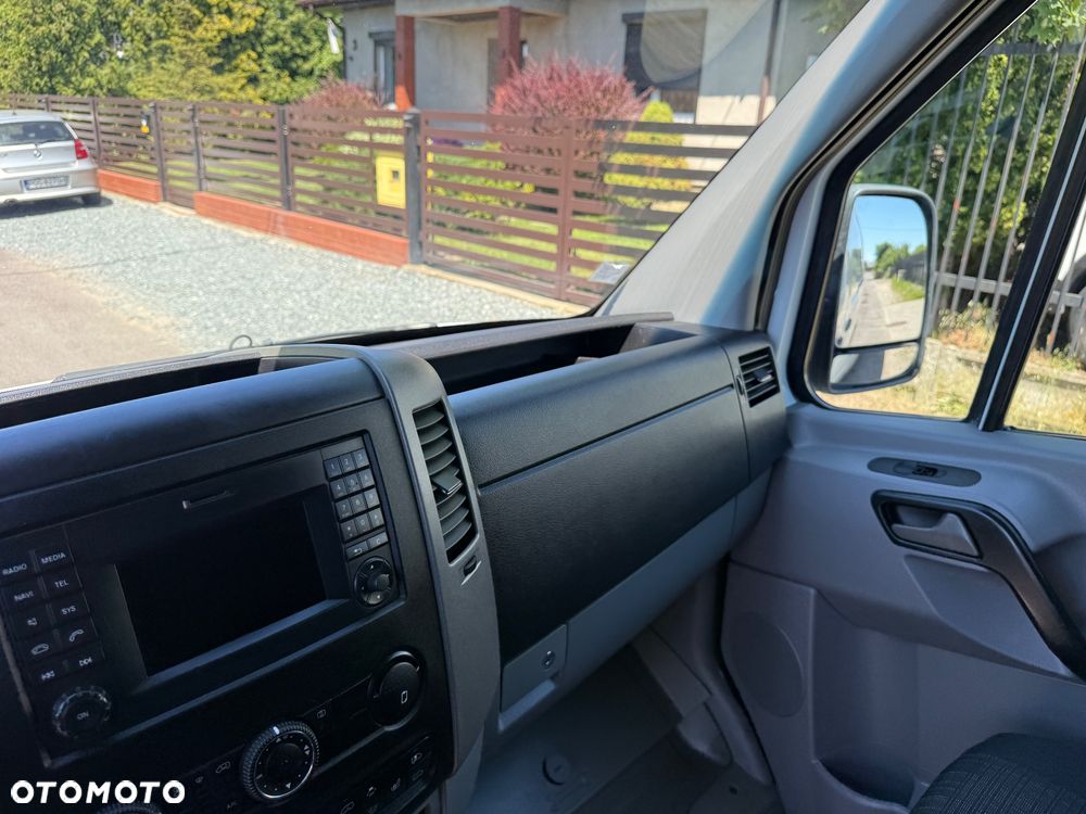 Mercedes-Benz Sprinter - 18