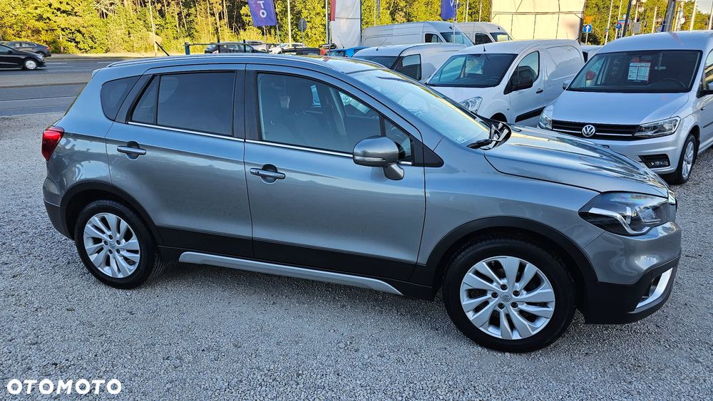 Suzuki SX4 S-Cross 1.4 T Premium 4WD - 35