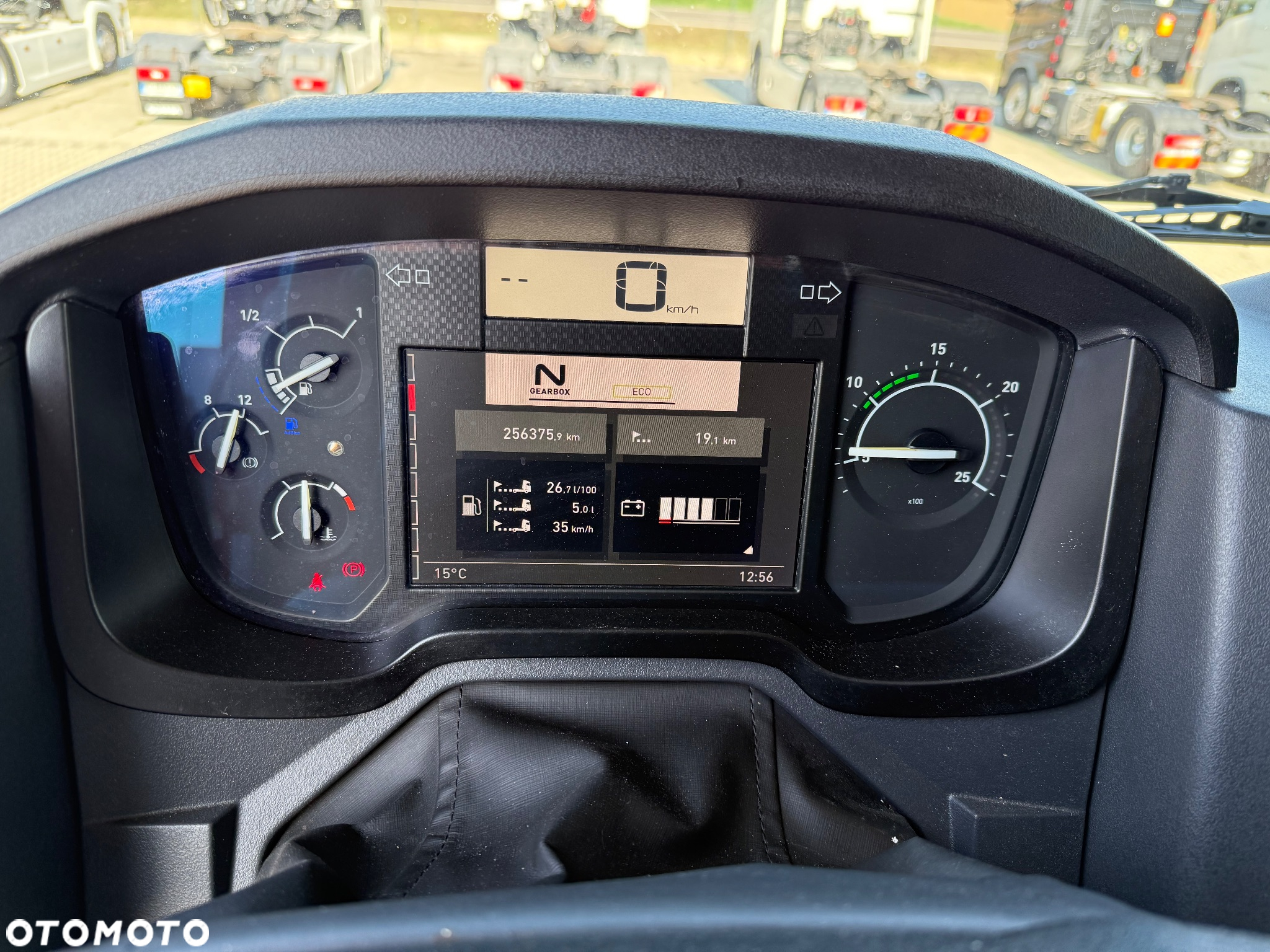 Renault T520 / 256.000 KM / DUŻA KABINA / EVO / NOWE MODEL / SUPER STAN / Z FRANCJI / / / - 23