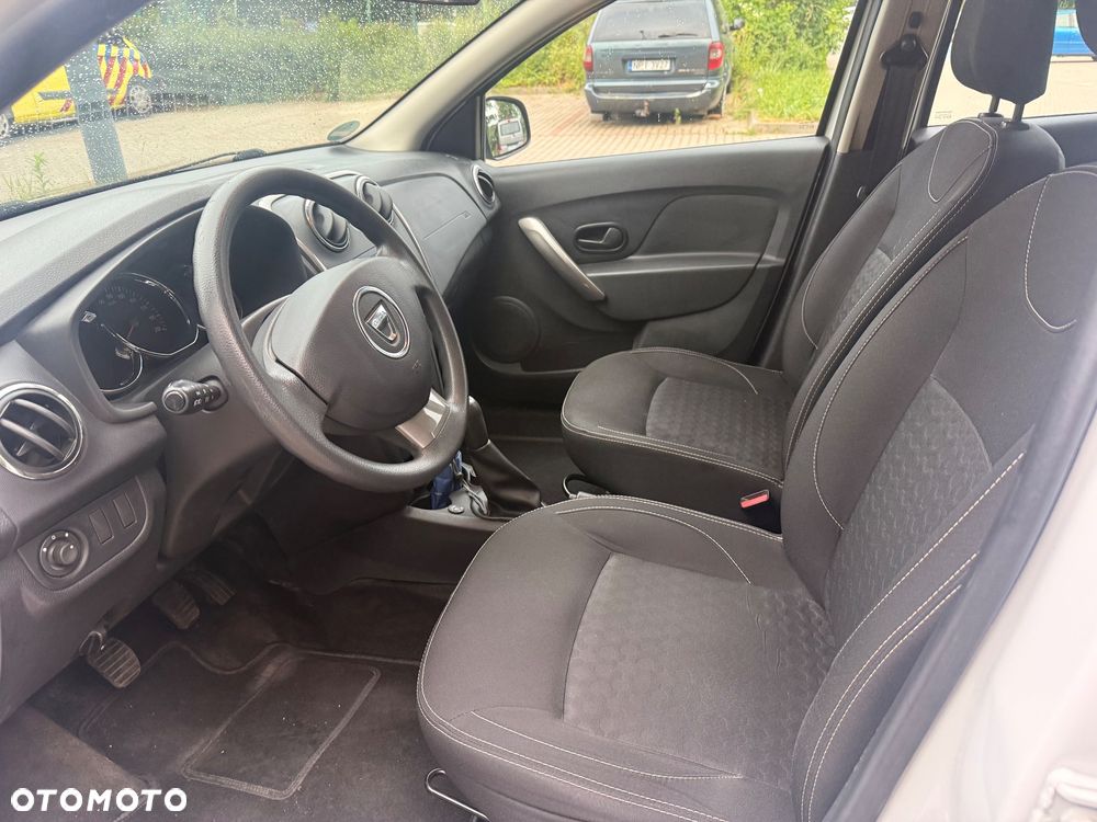 Dacia Sandero 1.2 16V 75 Laureate - 10