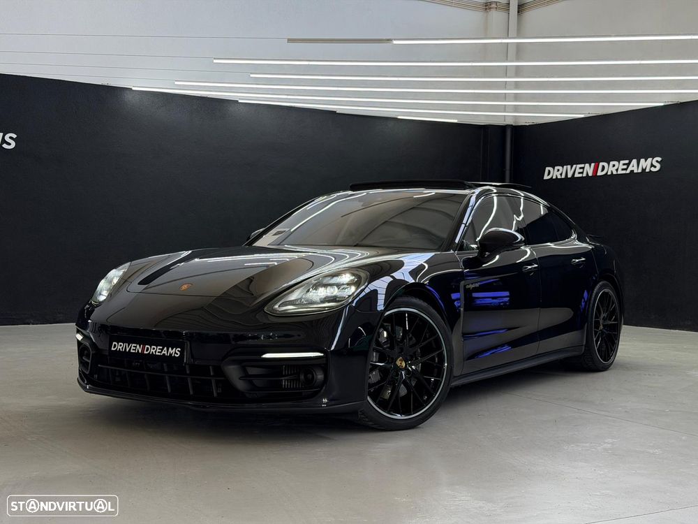 Porsche Panamera 4 E-Hybrid Platinum Edition - 2