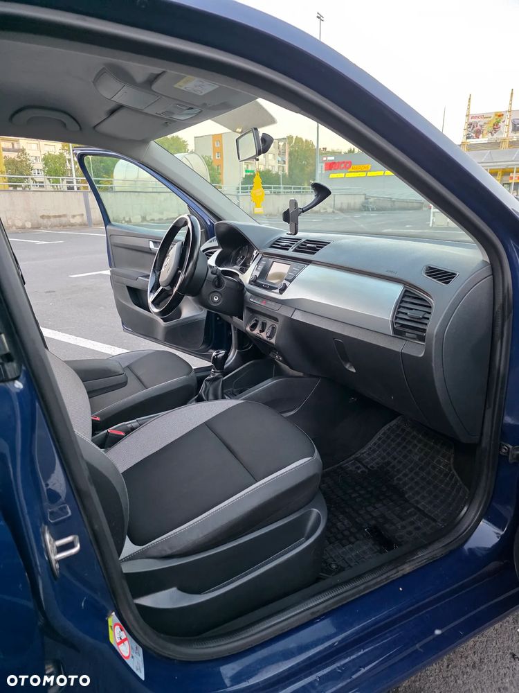 Skoda Fabia - 10