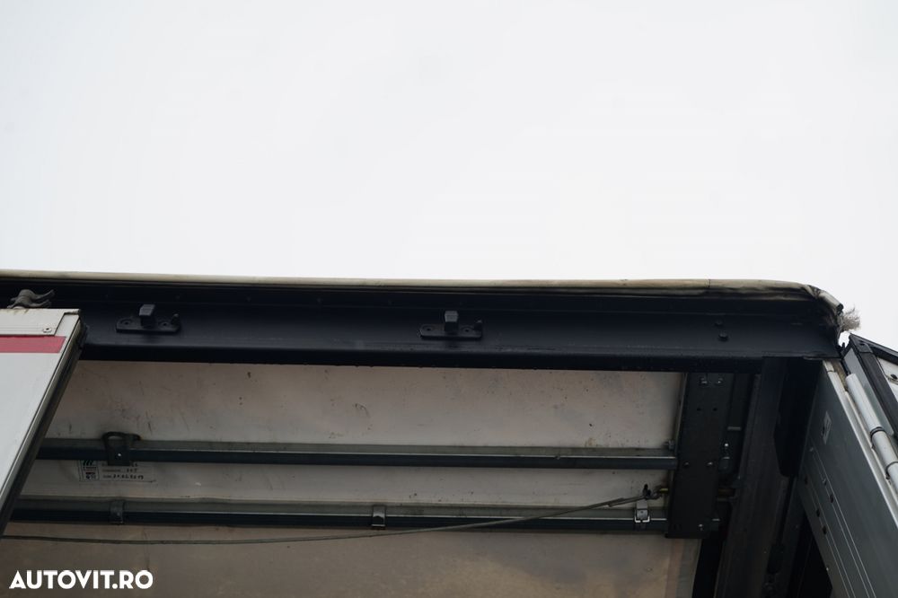 Schwarzmuller CORTINĂ / STANDARD / COȘ PENTRU PALEȚI / AXE SAF / - 22