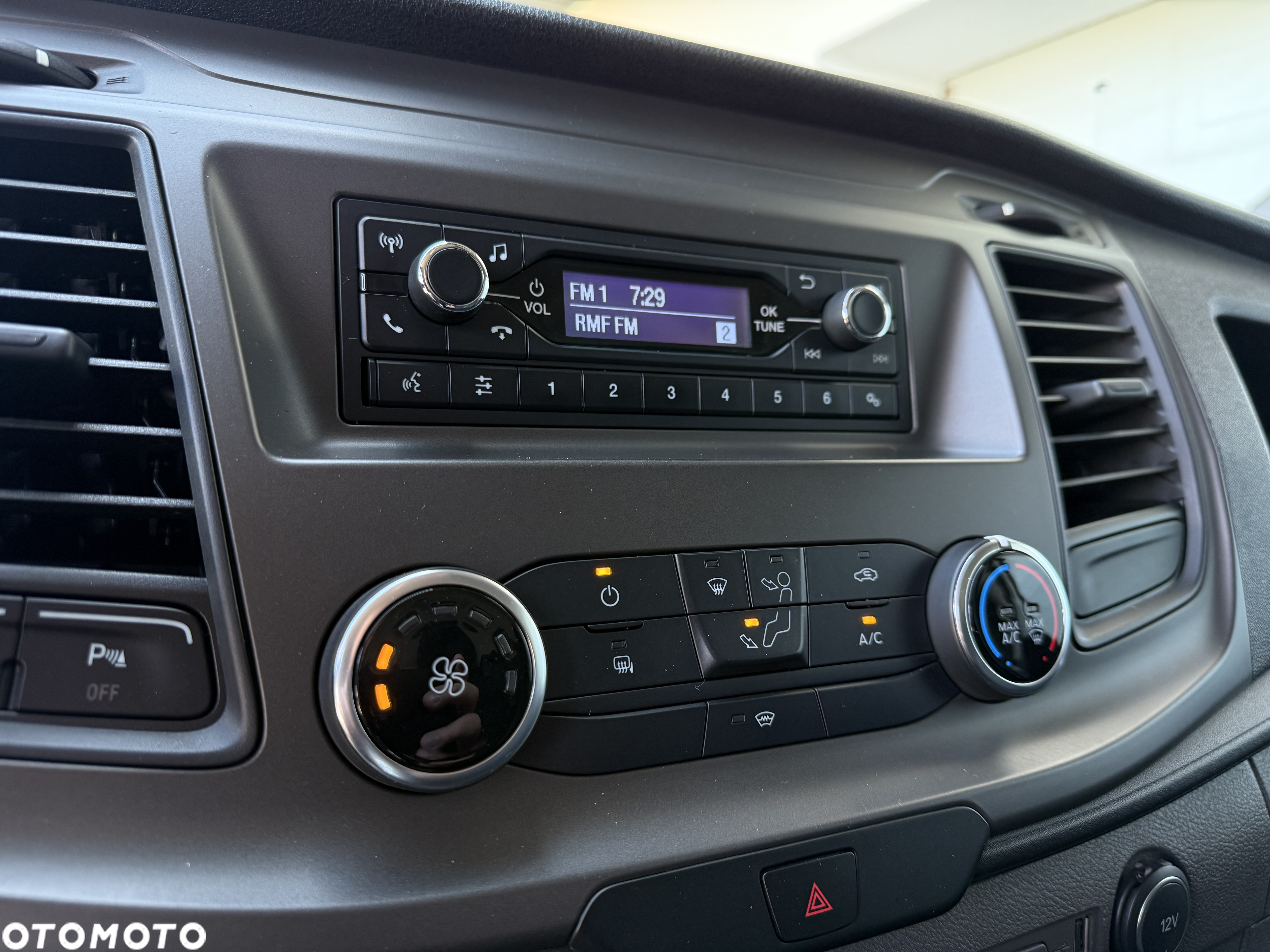 Ford Transit Custom - 17