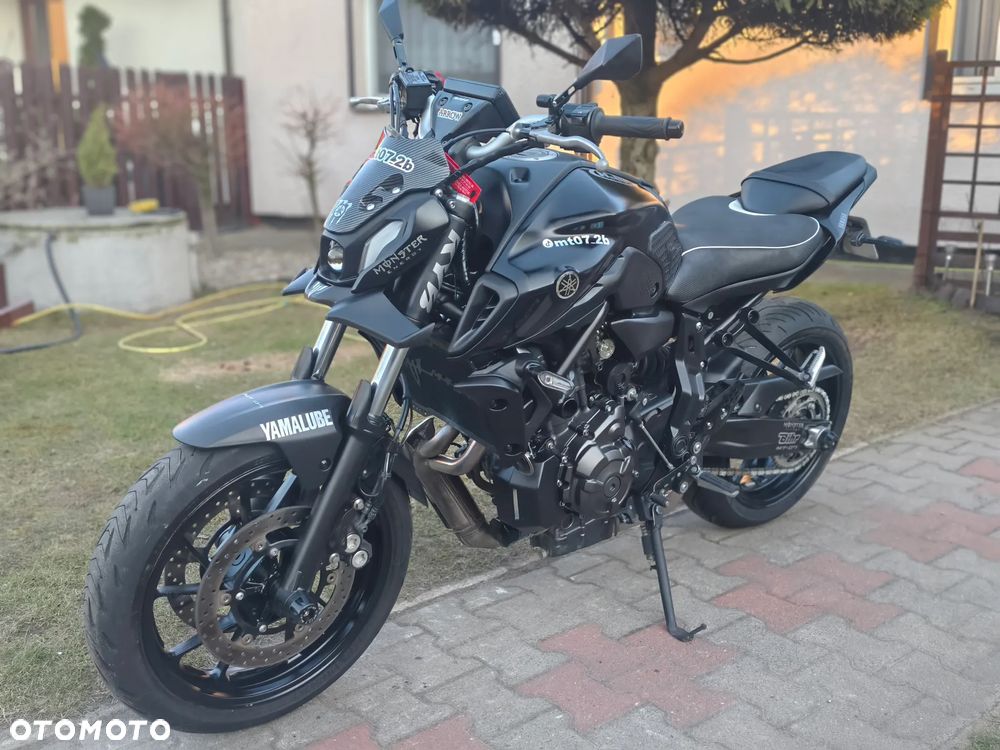 Yamaha MT - 19