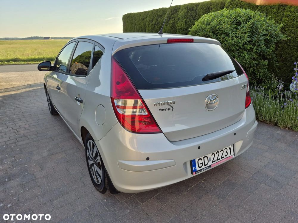 Hyundai i30 1.4 Comfort - 4
