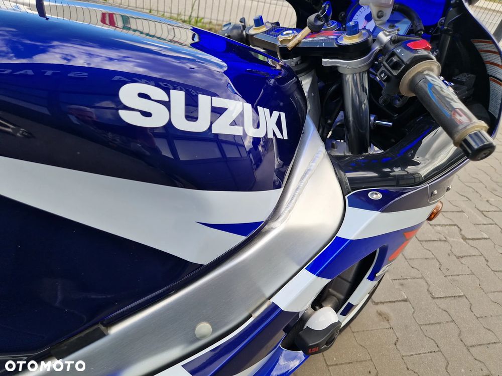 Suzuki GSX-R - 28