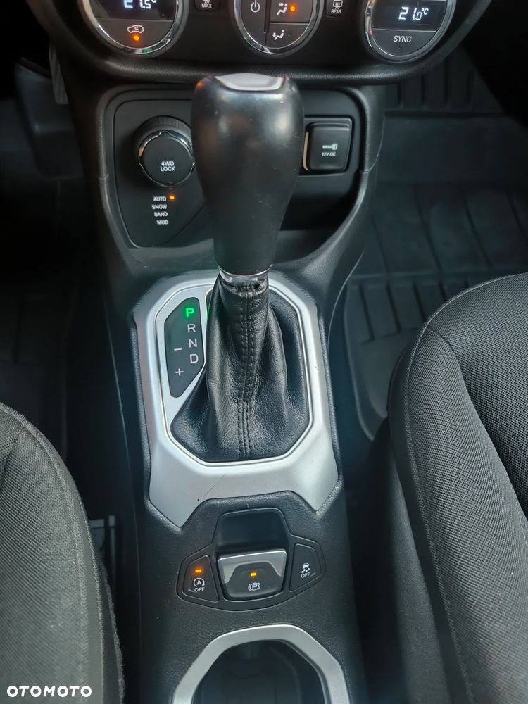 Jeep Renegade - 17