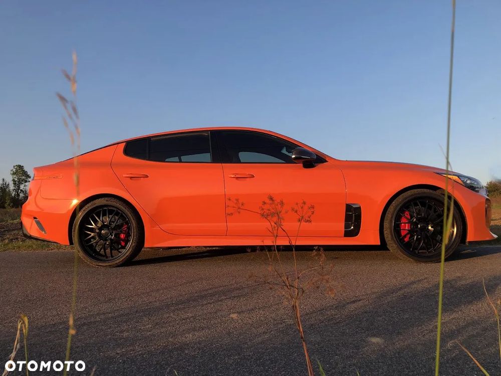 Kia Stinger 3.3 T-GDI V6 GT AWD - 17