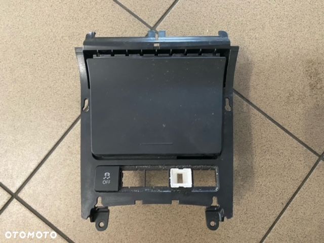 POPIELNICZKA SCHOWEK 5K0857961 VW GOLF VI - 1