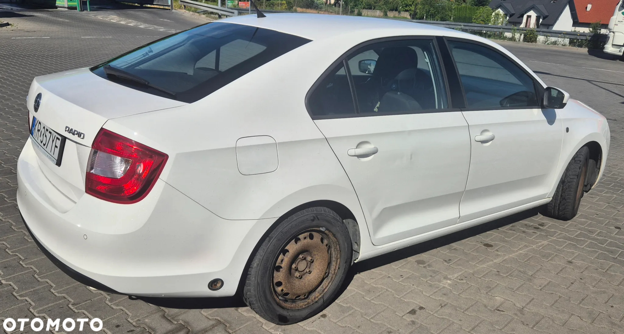 Skoda RAPID 1.2 Active - 4