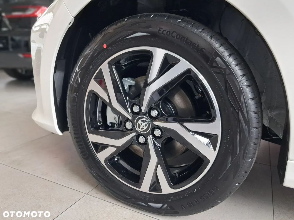 Toyota Yaris Hybrid 1.5 Style - 11