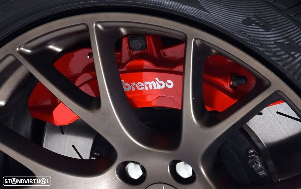 Dodge Challenger Auto SRT Hellcat - 5