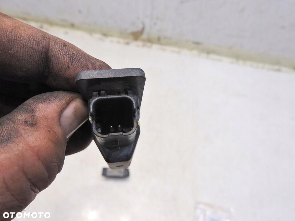 LAMPKA TABLICY REJESTRACYJNEJ PEUGEOT 607 LIFT 9688349480 2KA008224-10 - 4