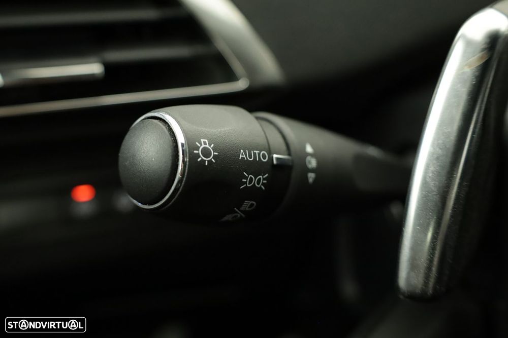 Peugeot 3008 1.2 Hybrid GT e-DCS6 - 16