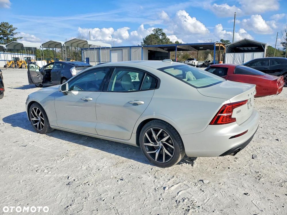 Volvo S60 - 2