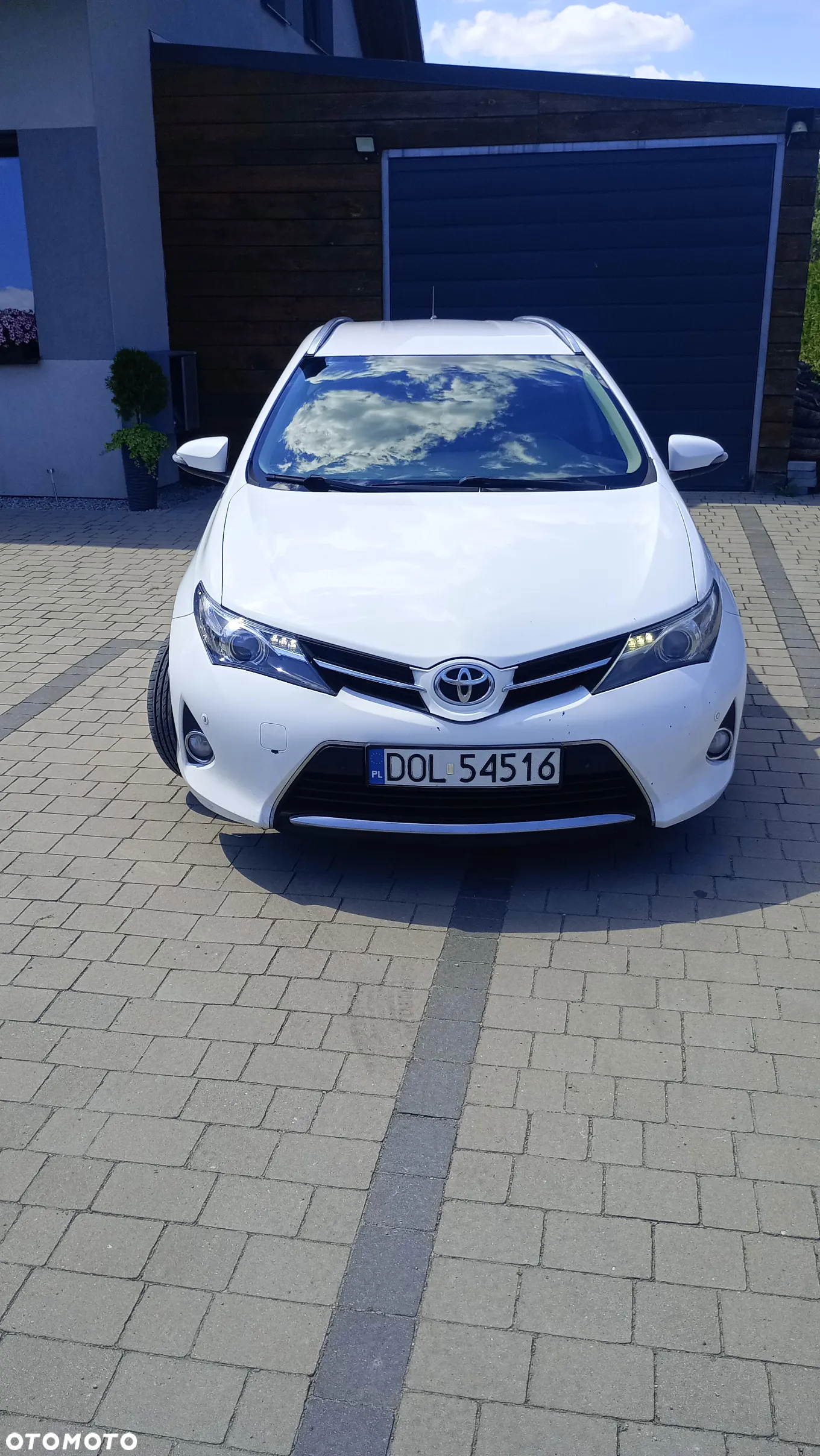 Toyota Auris - 2