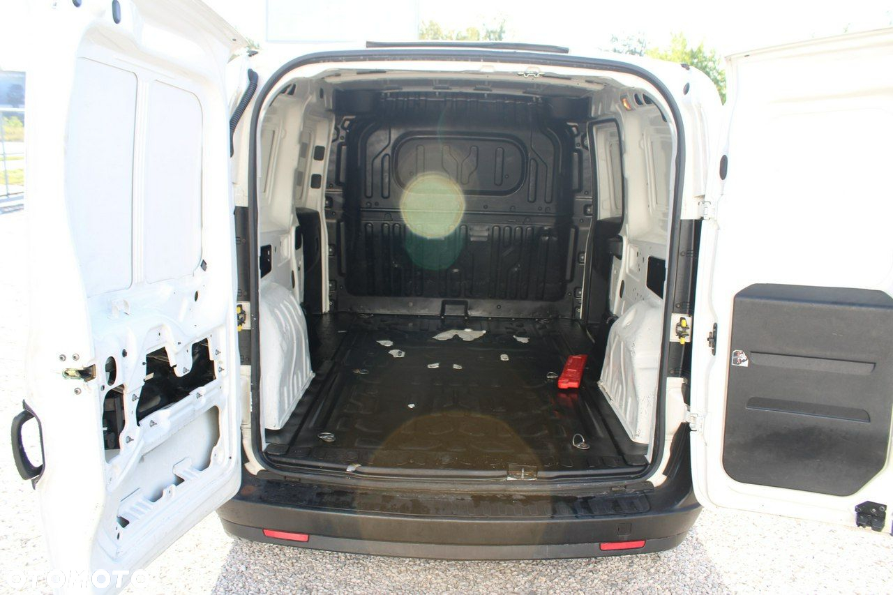 Fiat Doblo - 12