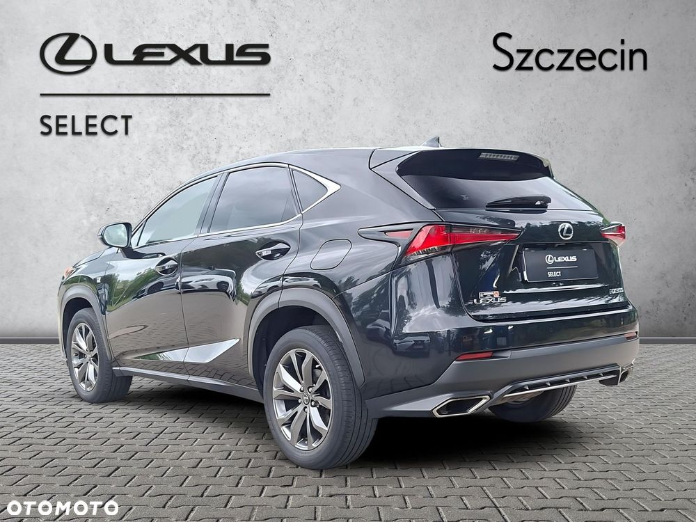 Lexus NX 300 GPF F Sport AWD - 3
