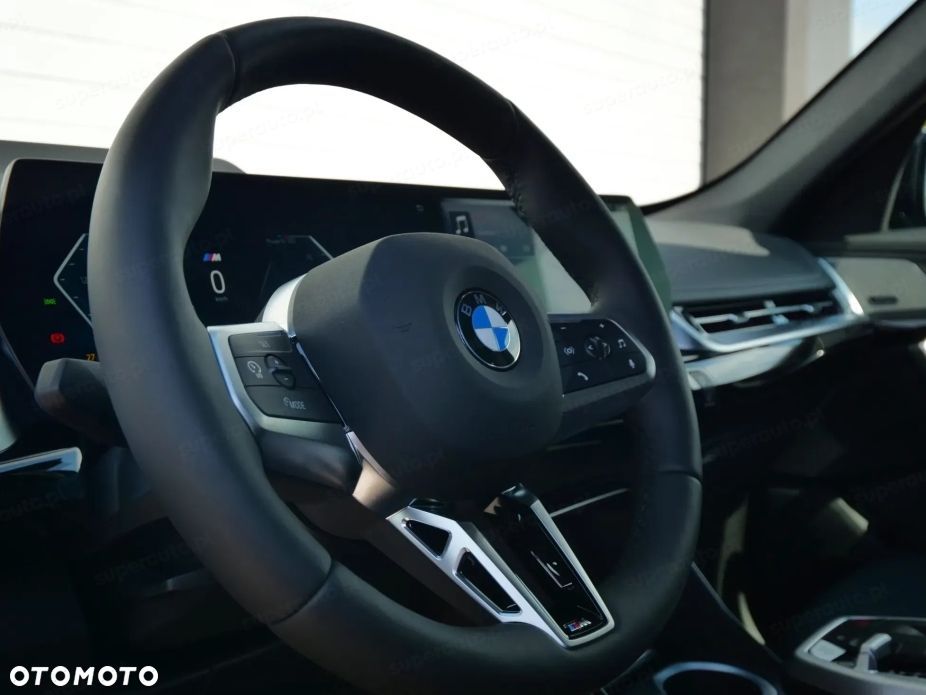 BMW X1 - 10
