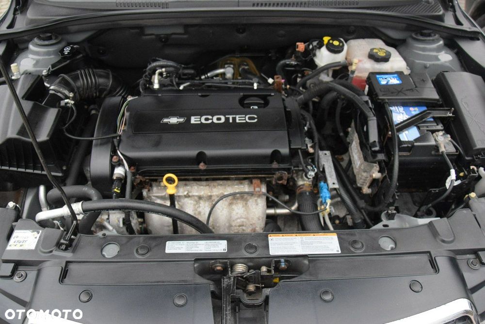 Chevrolet Cruze - 38