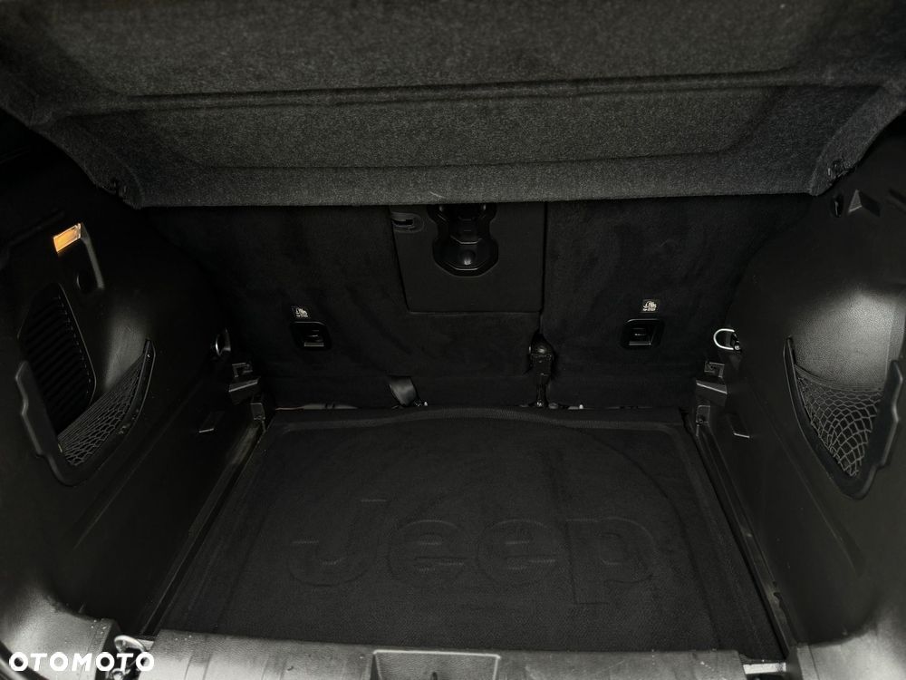 Jeep Renegade 1.3 T-GDI Automatik Limited - 21