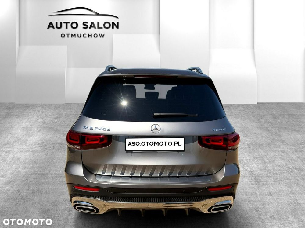 Mercedes-Benz GLB - 6