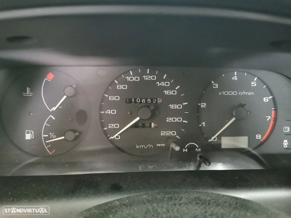 Nissan Primera Hatchback 1.6 LX + - 21