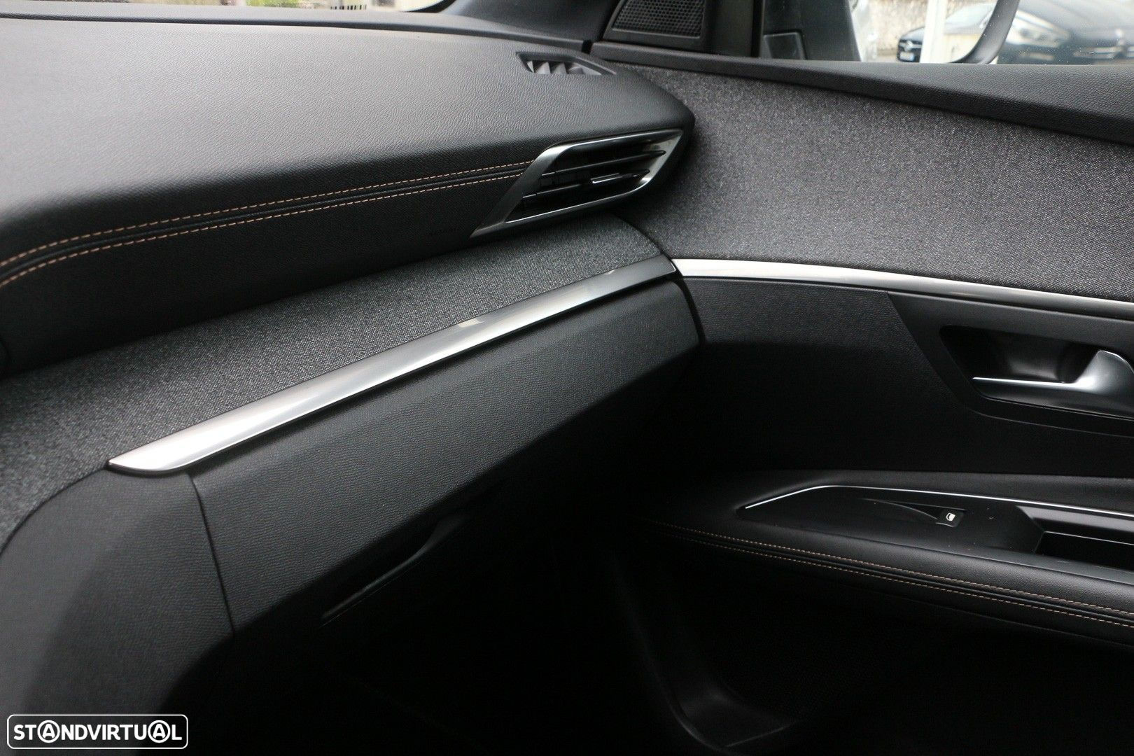 Peugeot 3008 1.5 BlueHDi GT Line - 23