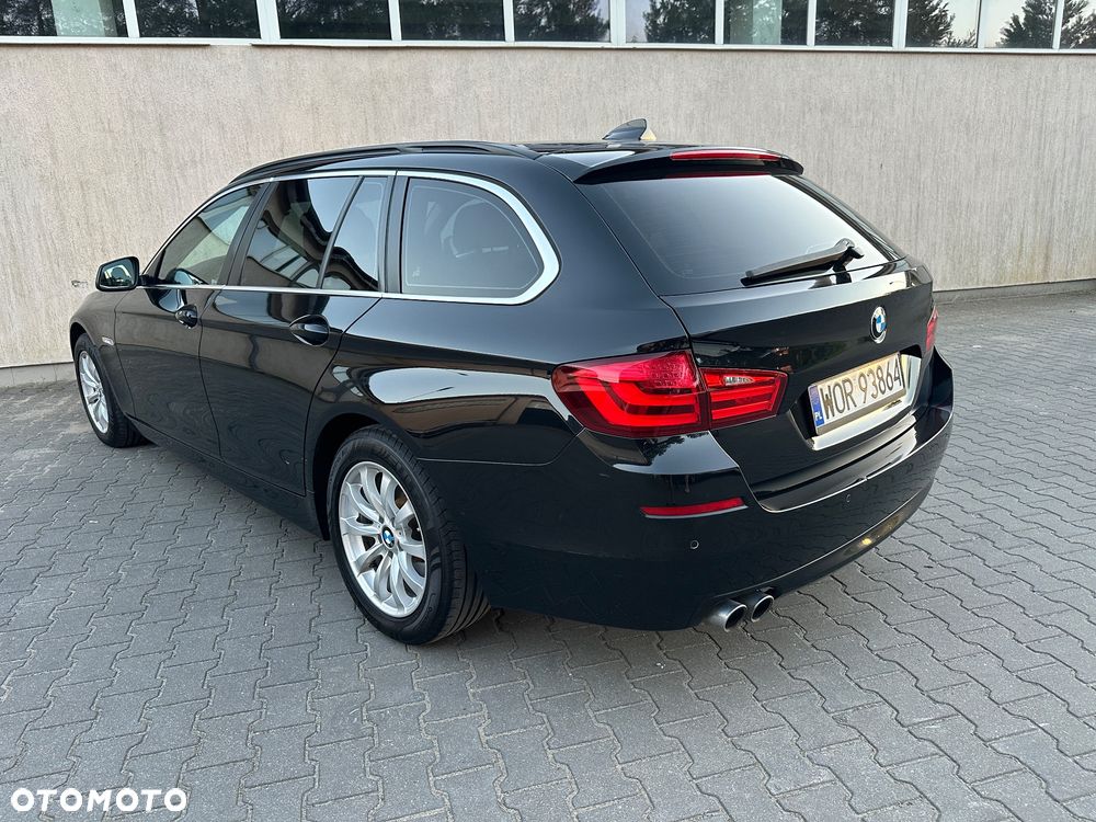 BMW Seria 5 525d Sport-Aut Modern Line - 15