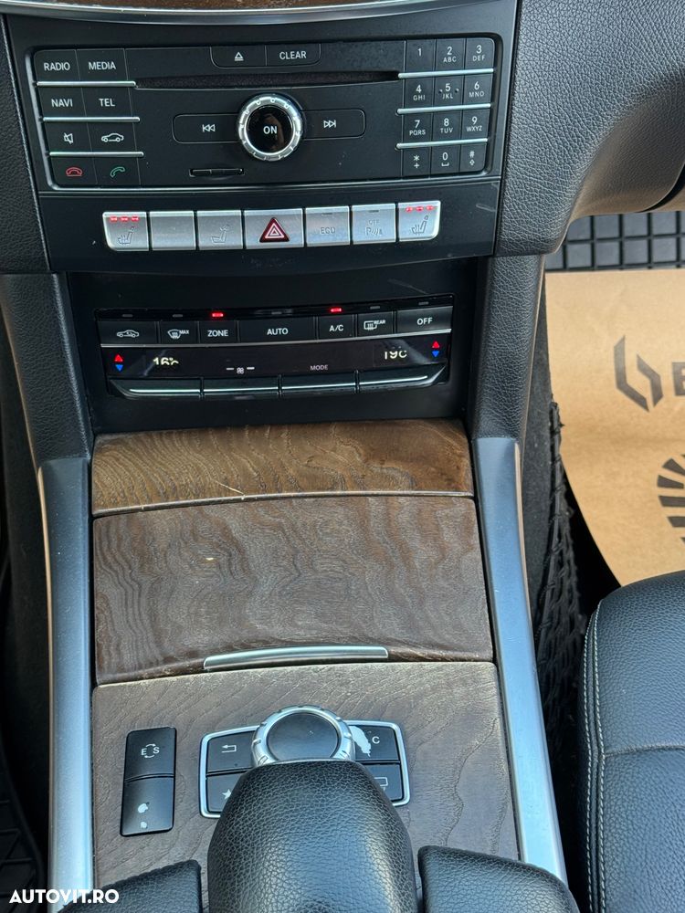Mercedes-Benz E 250 BlueTEC 4MATIC - 23