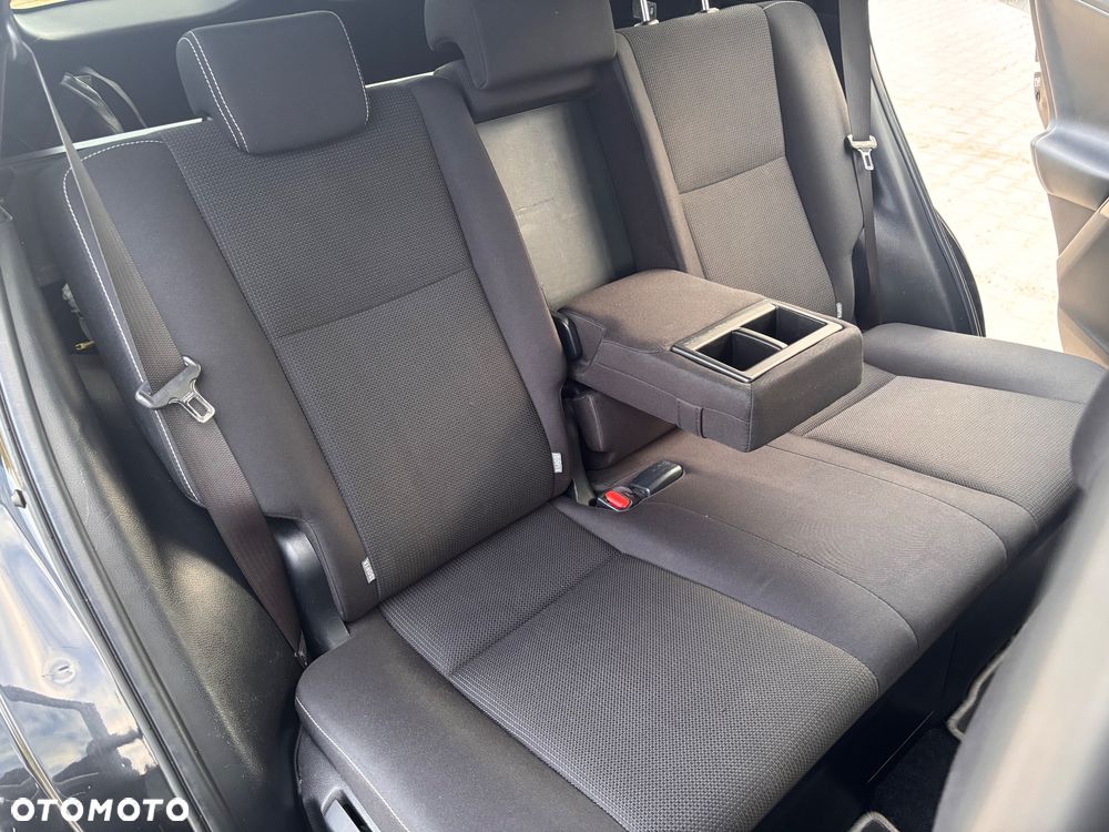 Toyota RAV4 Hybrid Style 4x2 - 26