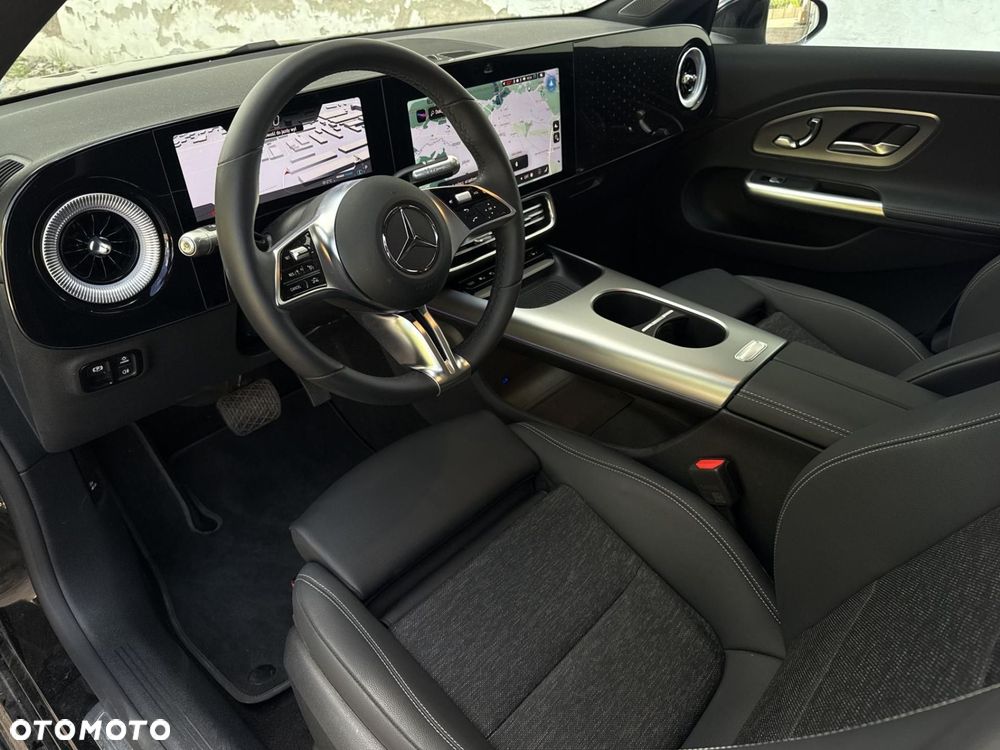 Mercedes-Benz CLA 200 mHEV 8G-DCT - 12