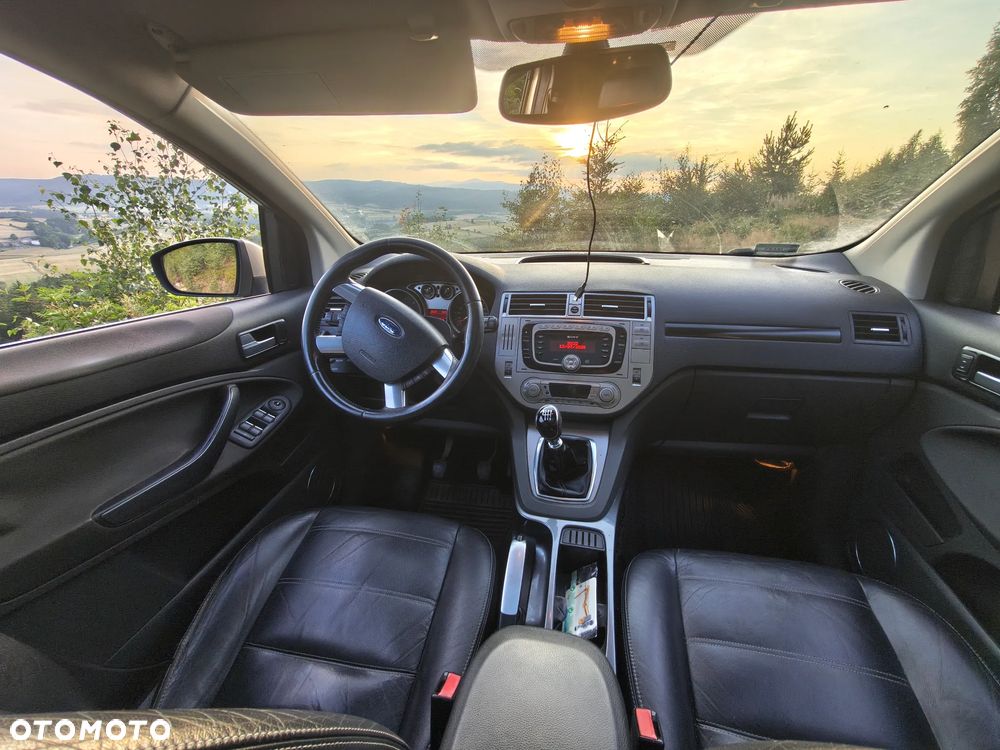 Ford Kuga 2.0 TDCi Titanium - 10