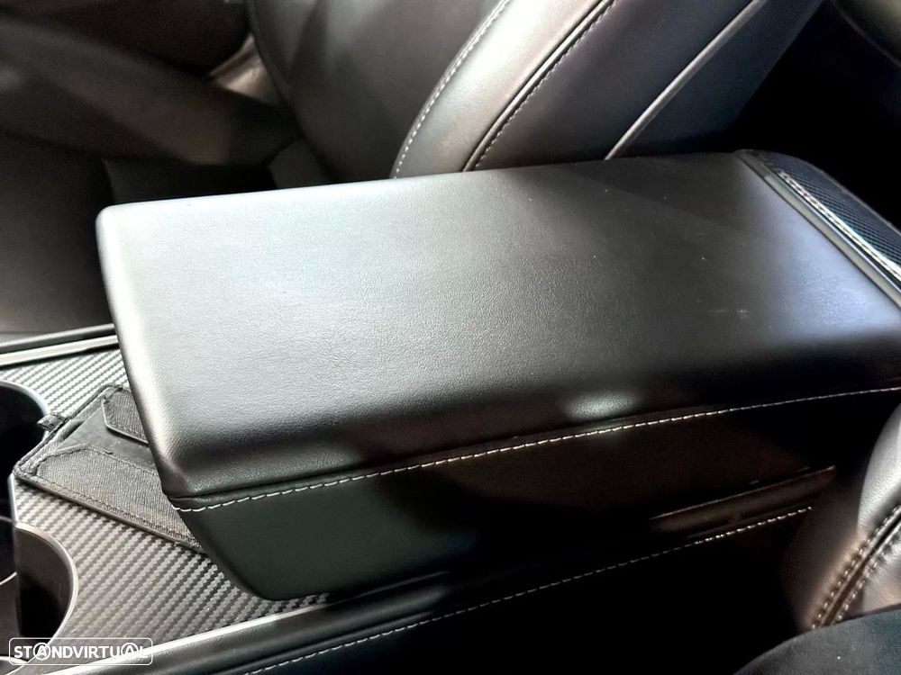 Tesla Model 3 Performance Dual Motor AWD - 29