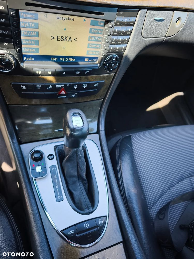 Mercedes-Benz Klasa E 320 CDI T Avantgarde - 15