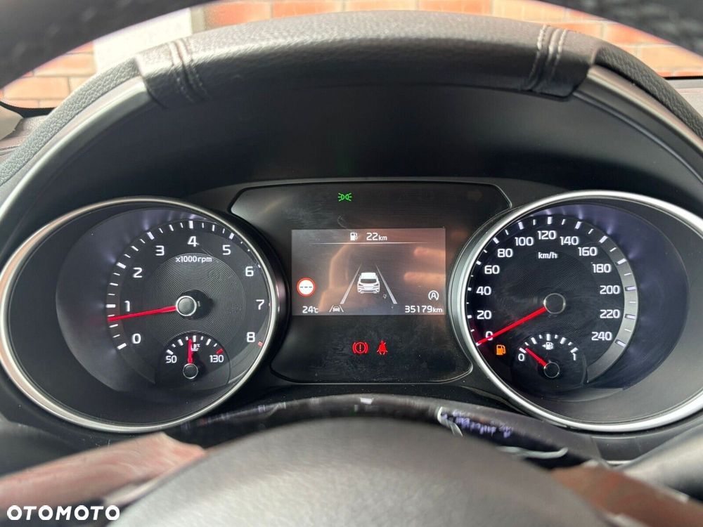 Kia XCeed - 15