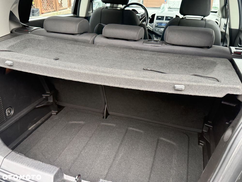 Chevrolet Aveo 1.6 LTZ S/S - 14
