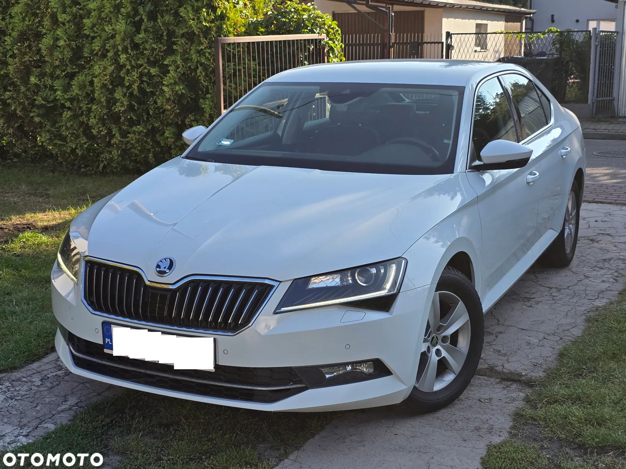Skoda Superb 2.0 TDI Sportline DSG - 1