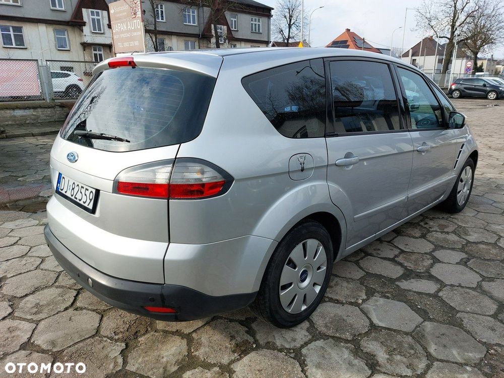 Ford S-Max - 7