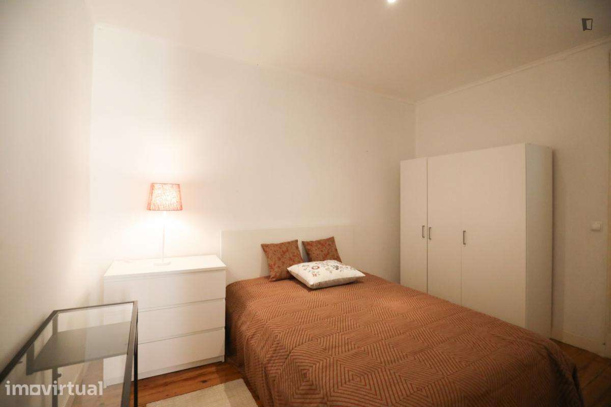 Quarto - localizado em Arroios Lisbon - Grande imagem: 3/41
