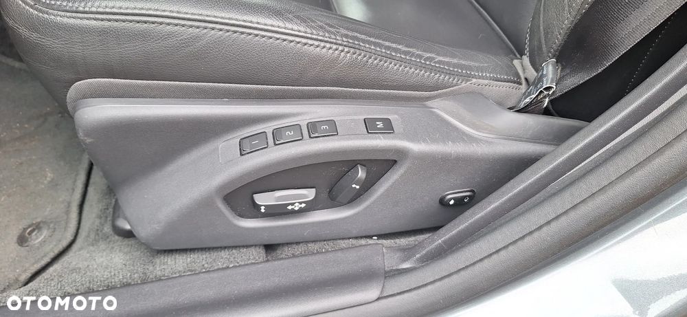 Volvo V60 Cross Country D3 Drive-E Summum - 12