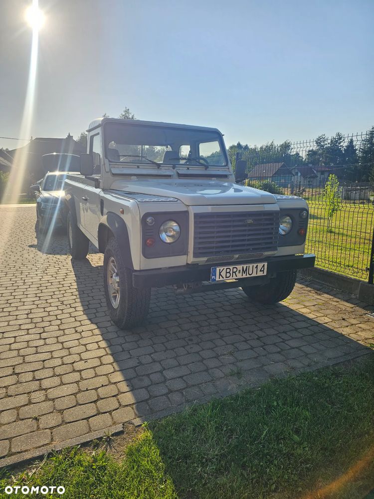 Land Rover Defender - 14