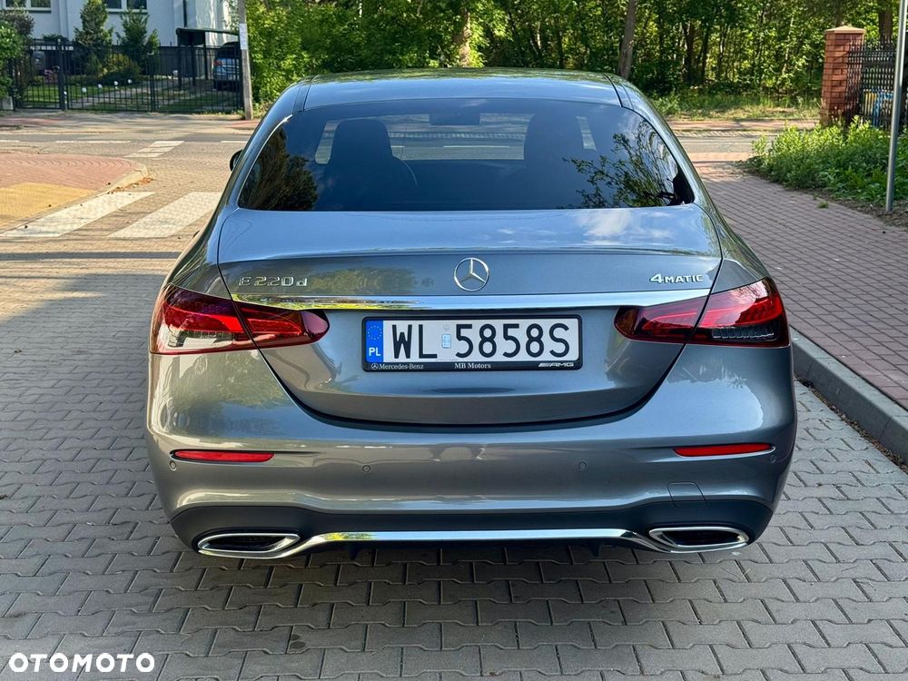 Mercedes-Benz Klasa E 220 d 4Matic 9G-TRONIC AMG Line - 7