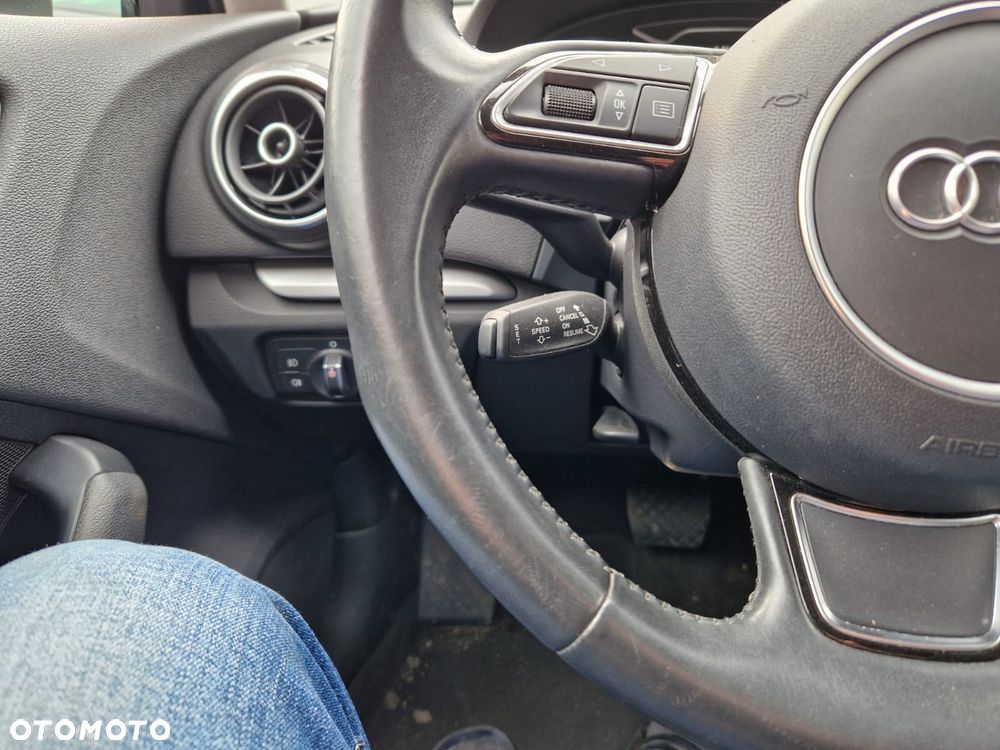 Audi A3 Sportback 1.4 TFSI S tronic S line Sportpaket - 14