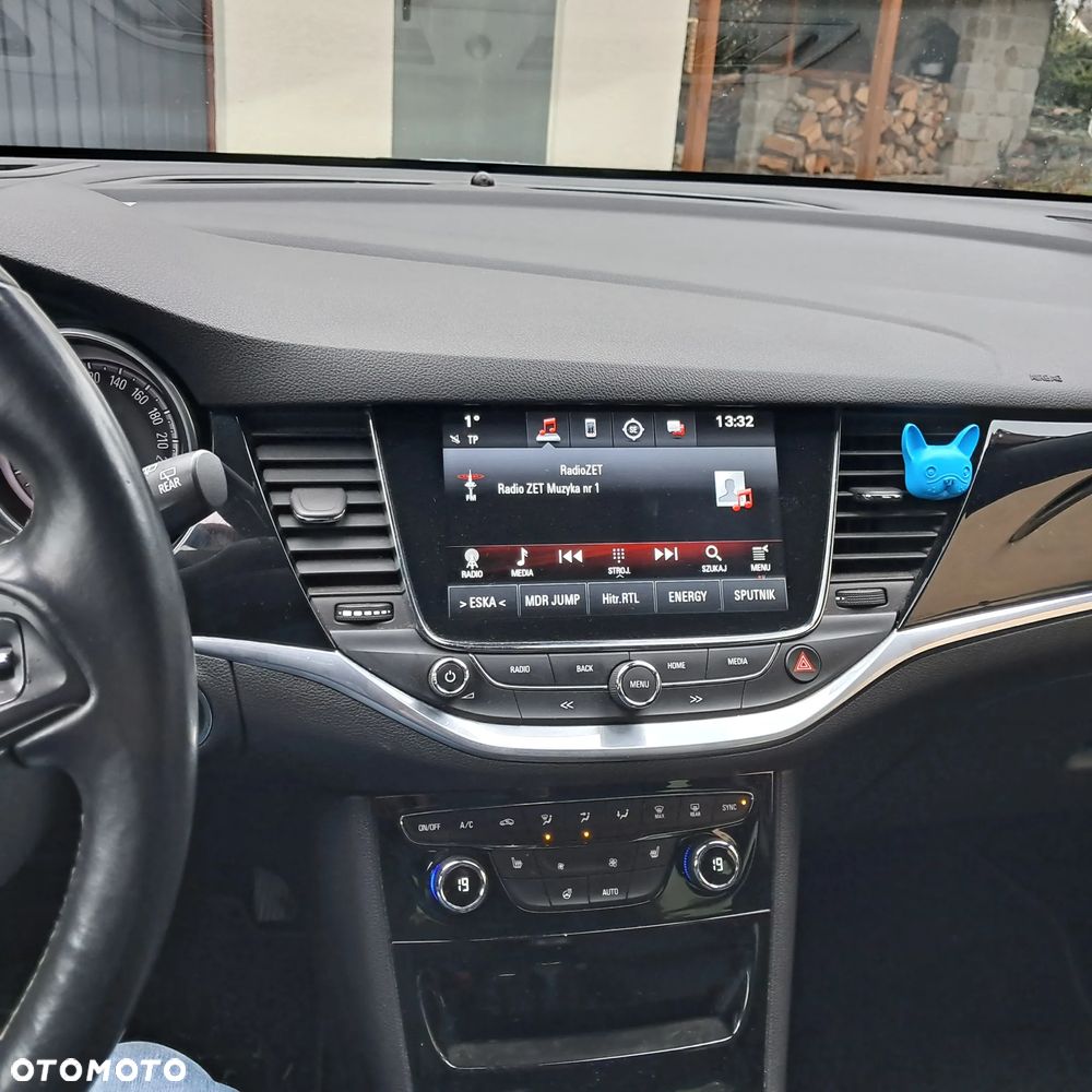 Opel Astra 1.6 D (CDTI) Start/Stop Dynamic - 14