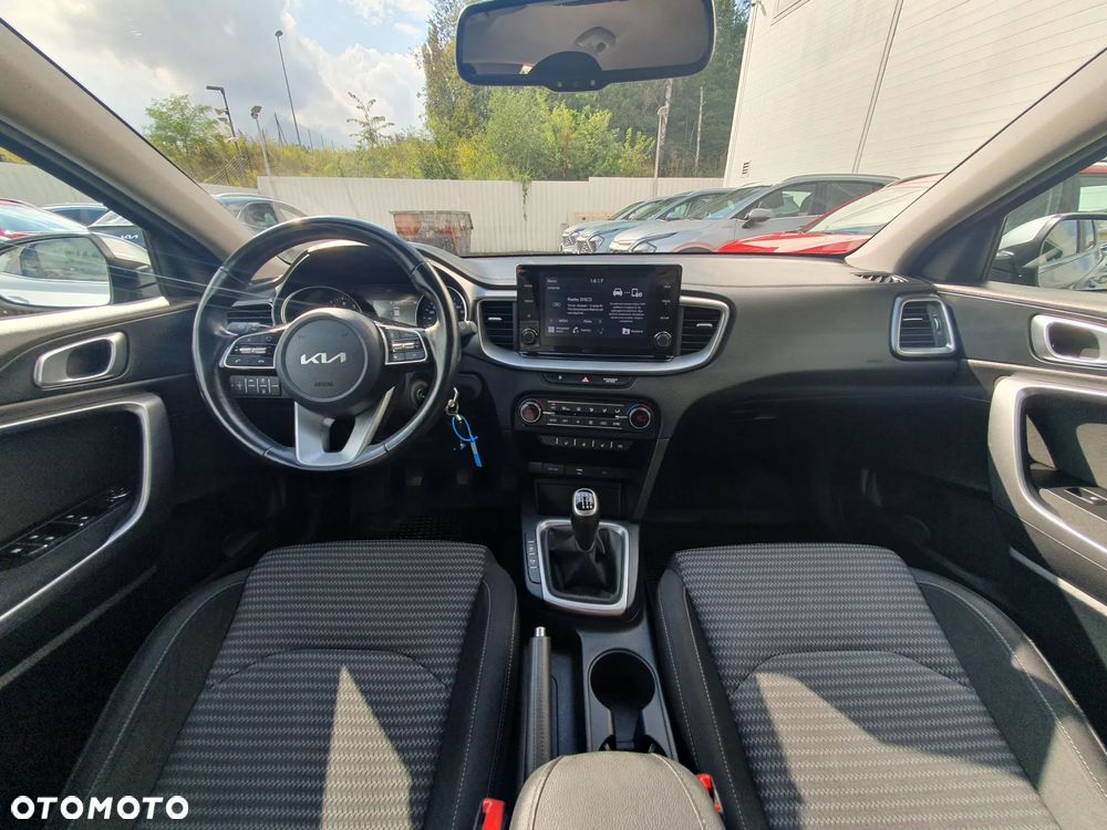 Kia XCeed 1.5 T-GDI M - 29