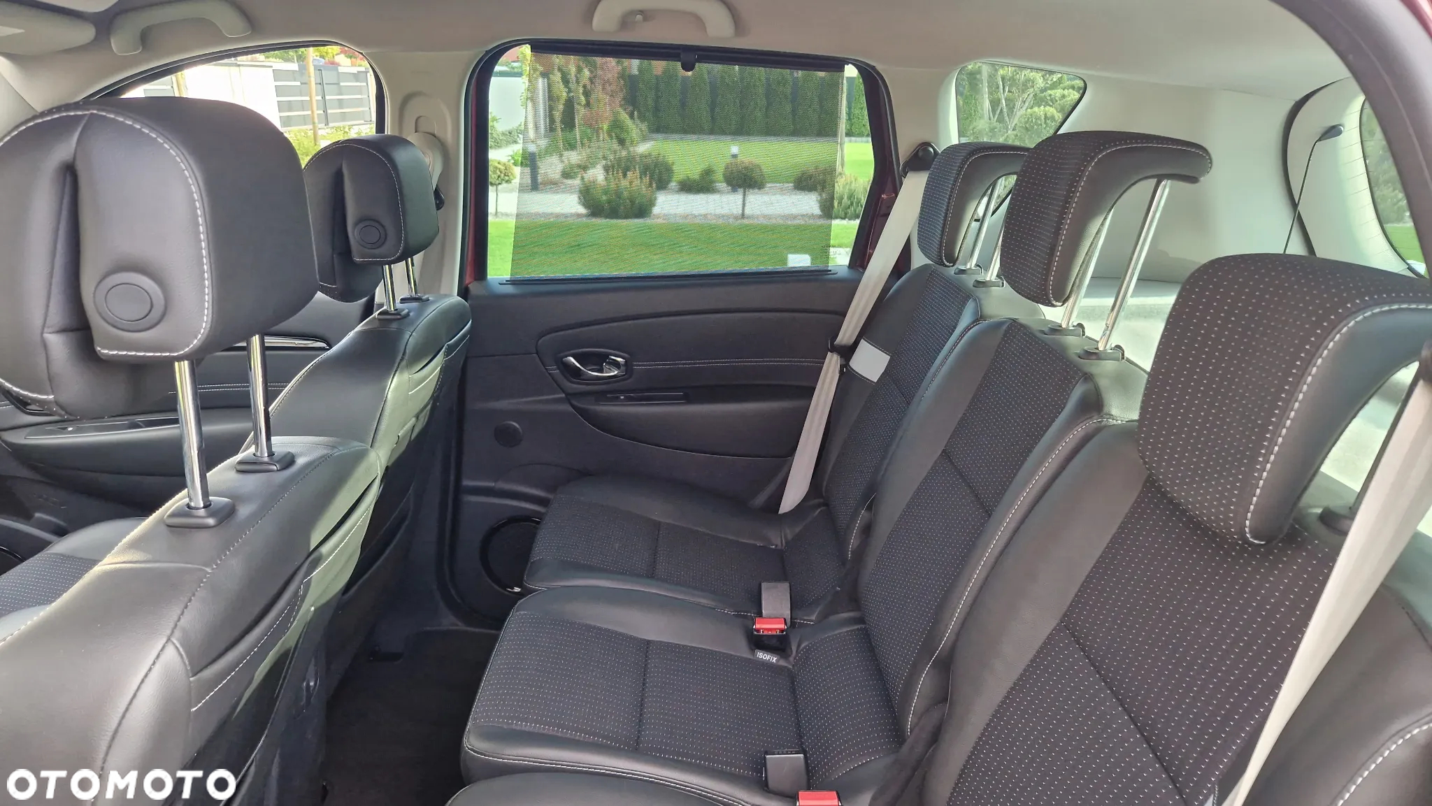 Renault Scenic ENERGY TCe 115 Bose Edition - 16