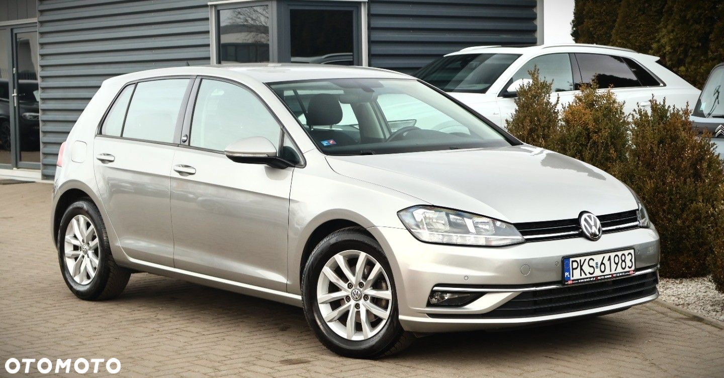 Volkswagen Golf - 10